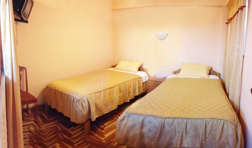 Hostal Lucerito クスコ エクステリア 写真